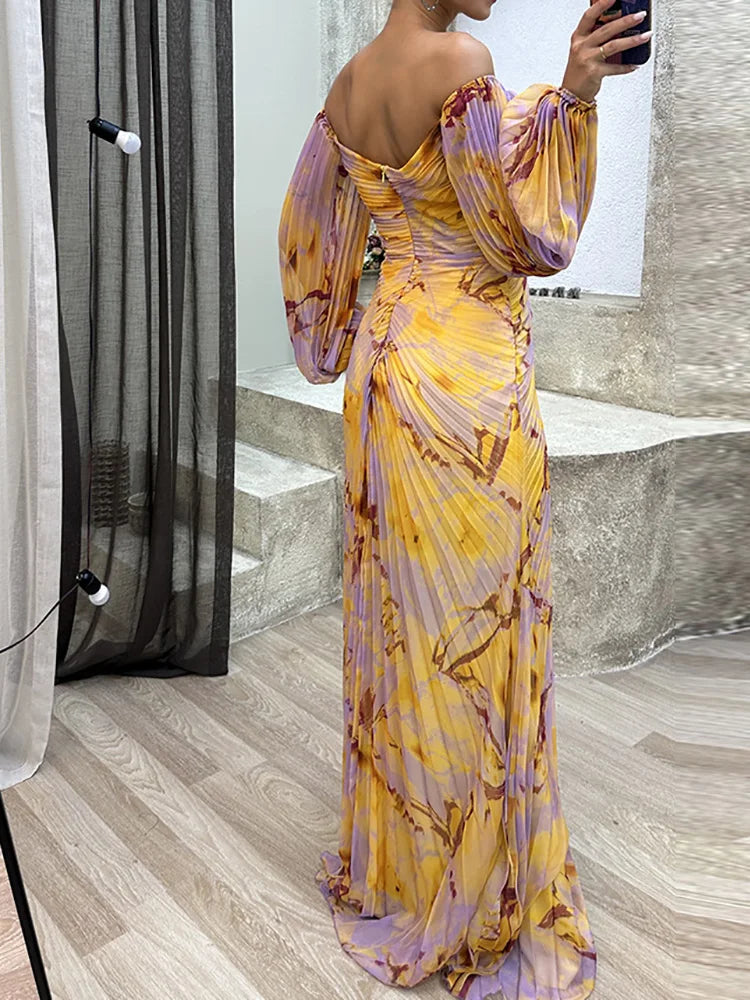 Giselle | Elegancka Sukienka z Dekoltem w Serek