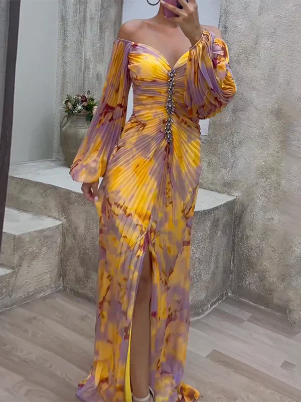 Giselle | Elegancka Sukienka z Dekoltem w Serek